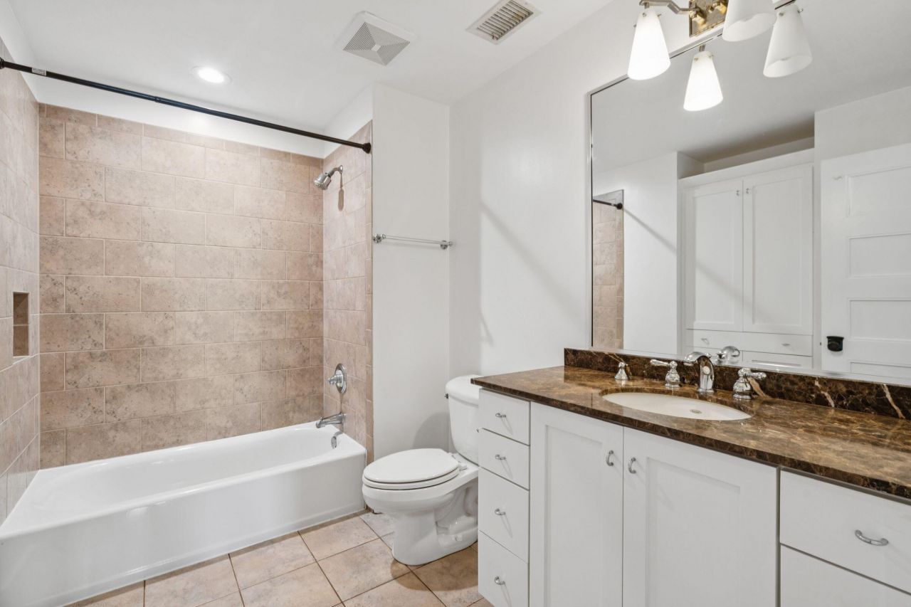 31 John Galt Way Photo 34