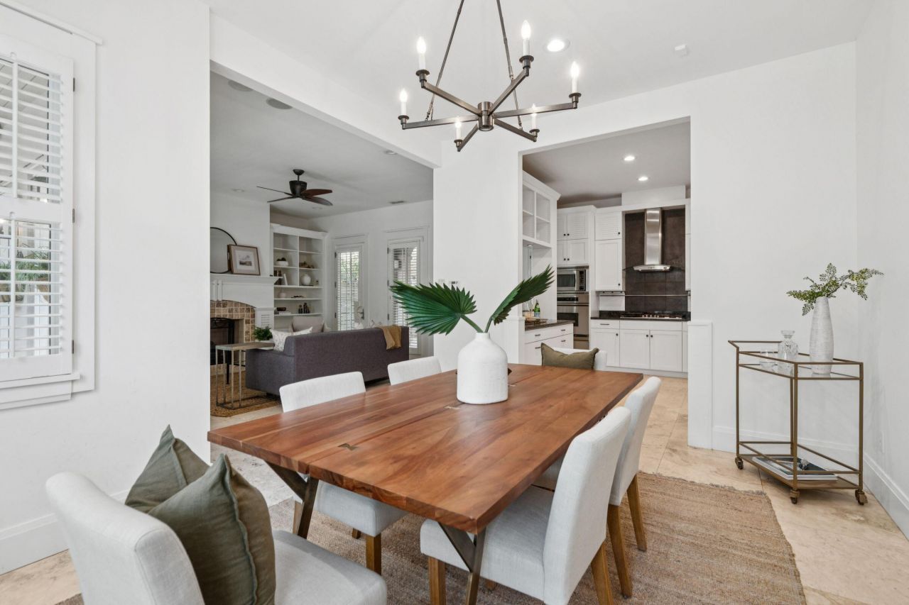 31 John Galt Way Photo 8