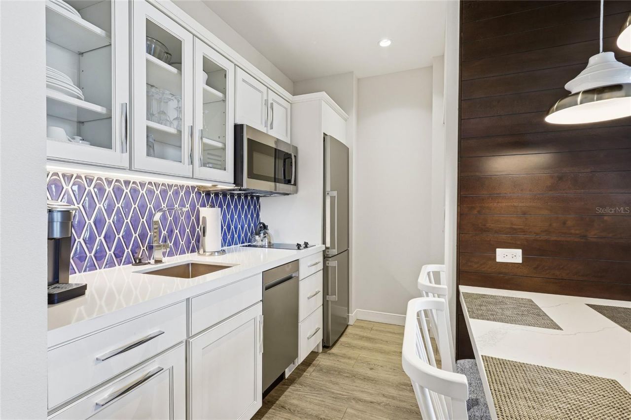 225 Sands Point Road, Unit 7101, Longboat Key, FL 34228 Photo