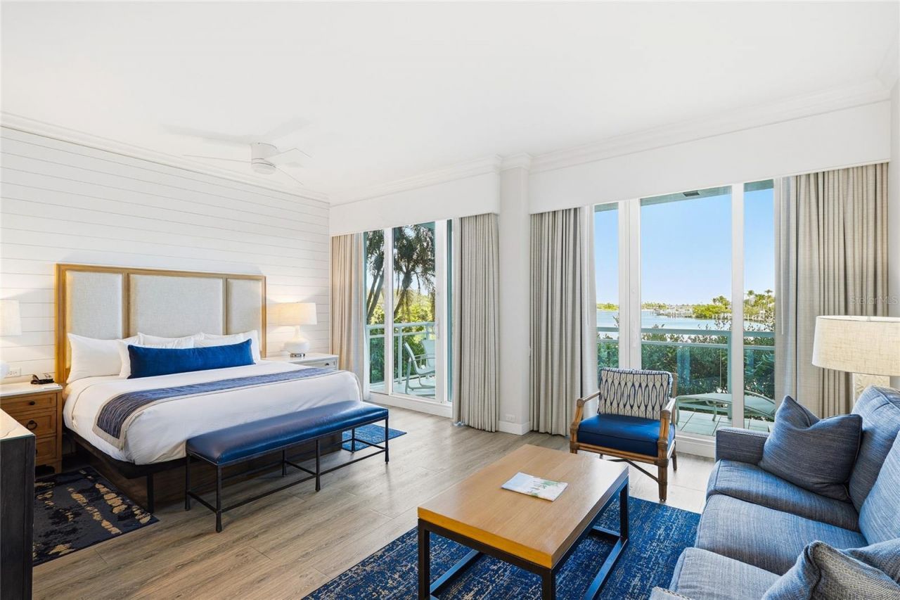 225 Sands Point Road, Unit 7101, Longboat Key, FL 34228 Photo