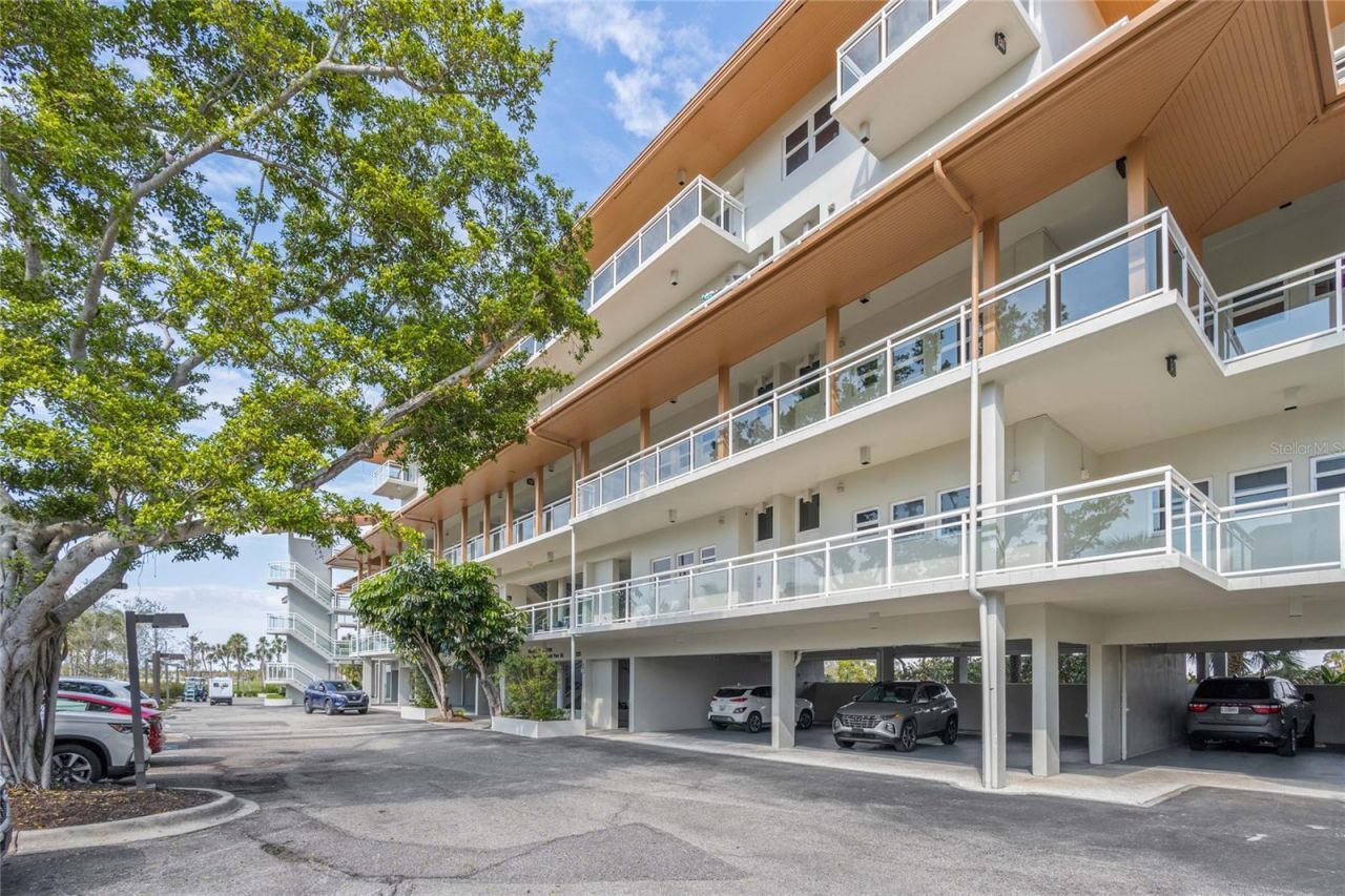 225 Sands Point Road, Unit 7101, Longboat Key, FL 34228 Photo