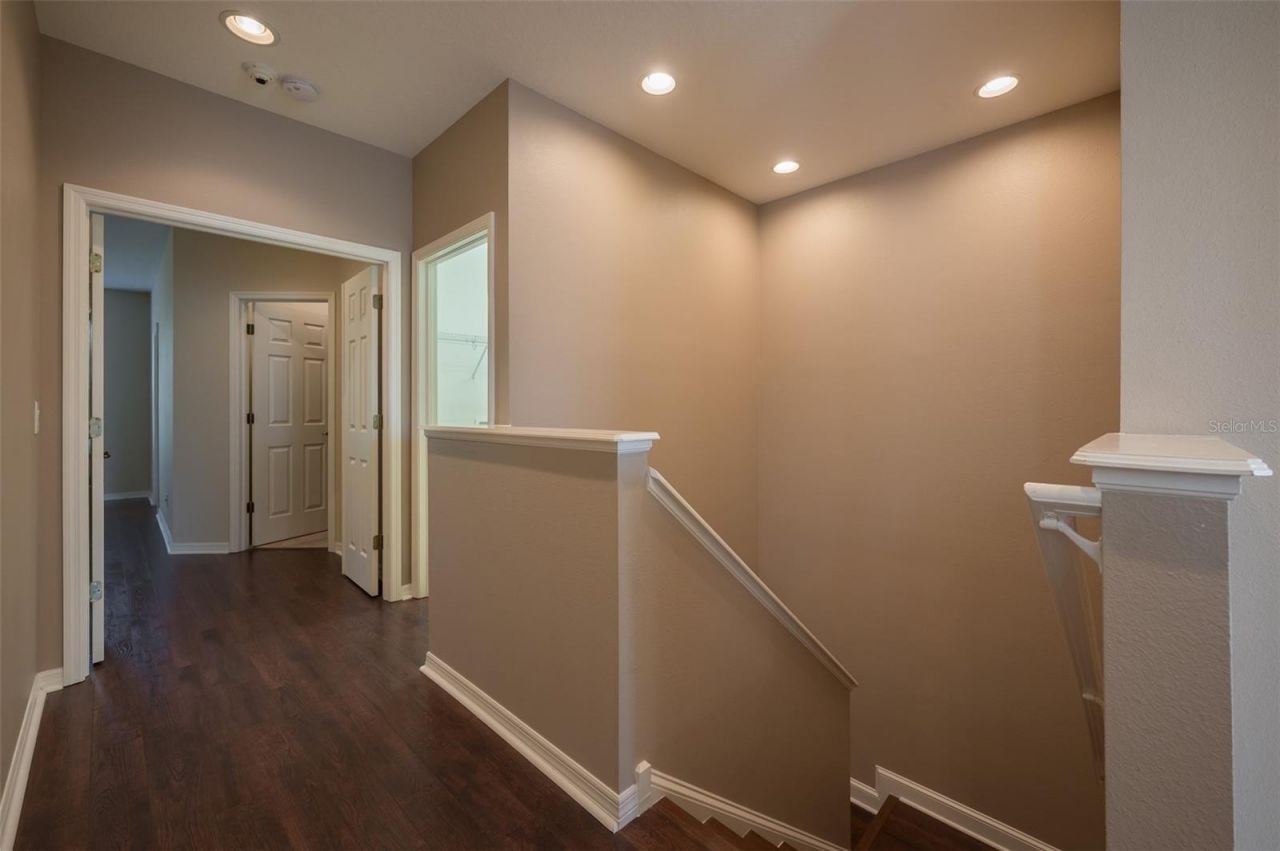 5543 Napa Drive, Sarasota, FL 34243 Photo