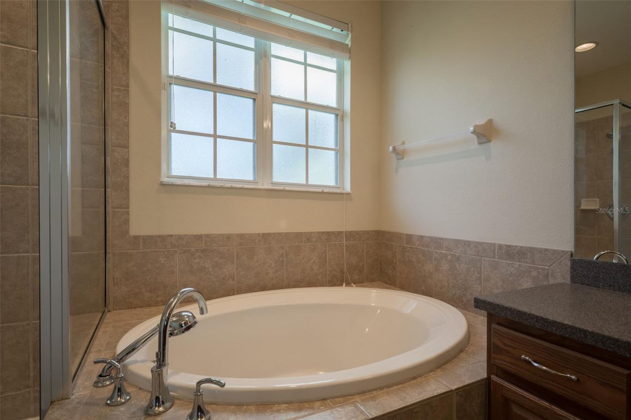 5543 Napa Drive, Sarasota, FL 34243 Photo