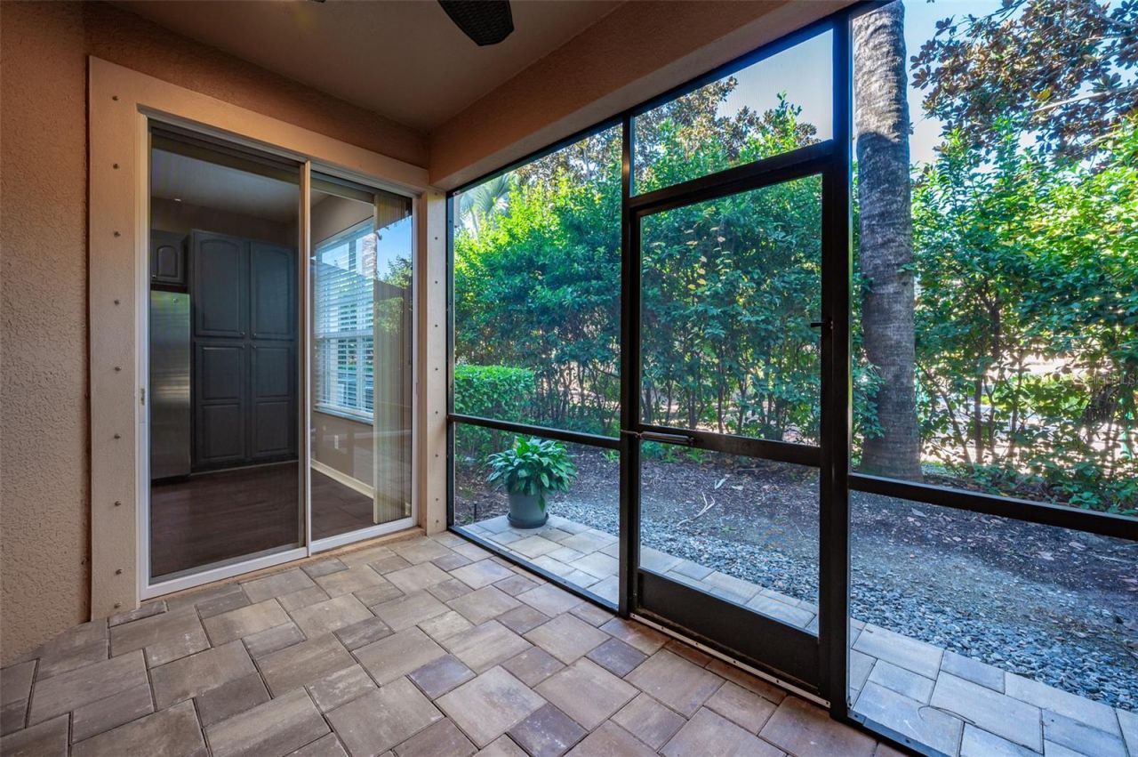 5543 Napa Drive, Sarasota, FL 34243 Photo