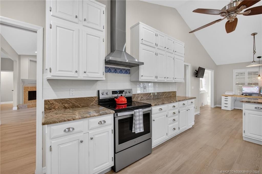 3211 SE Court Drive, Stuart, FL 34997 Photo