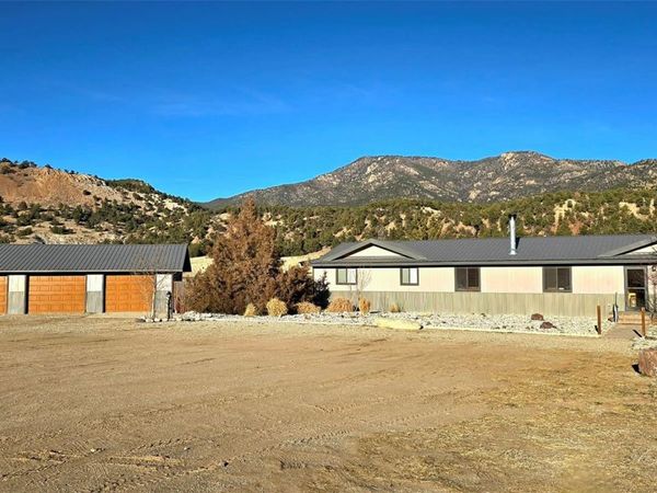 11679 US Highway 50 , Howard, CO 81233