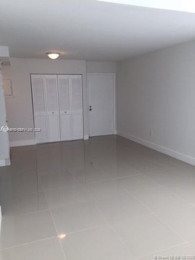 8840 Fontainebleau Blvd, Unit 503, Miami, FL 33172 Photo