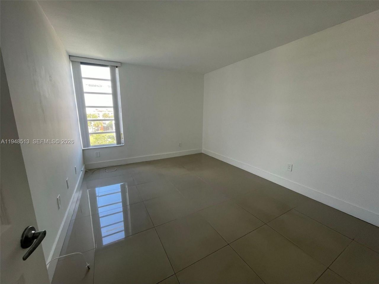 8840 Fontainebleau Blvd, Unit 503, Miami, FL 33172 Photo