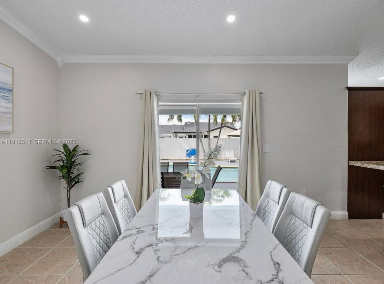 14855 SW 174th St , Miami, FL 33187 Photo