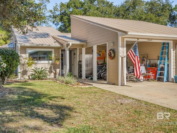 1229 E Hummingbird Lane, Gulf Shores, AL 36542