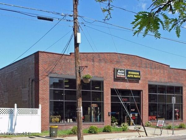 223 Broadway, Rensselaer, NY 12144