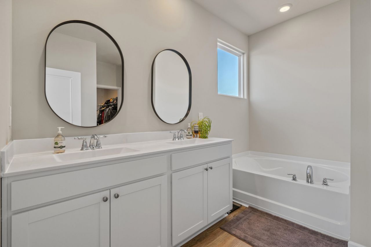 1838 Castlebay Dr. Photo 23