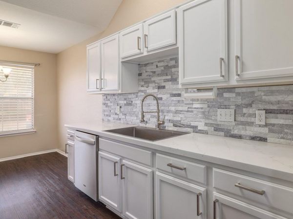 1019 Leeds Castle WALK, Georgetown, TX 78626