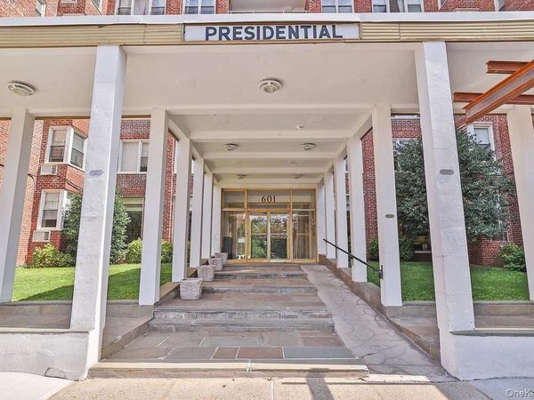 601 Kappock Street, Unit 3R, Bronx, NY 10463