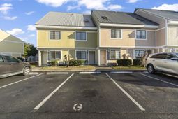 1210 Pinegrove Dr. photo 4