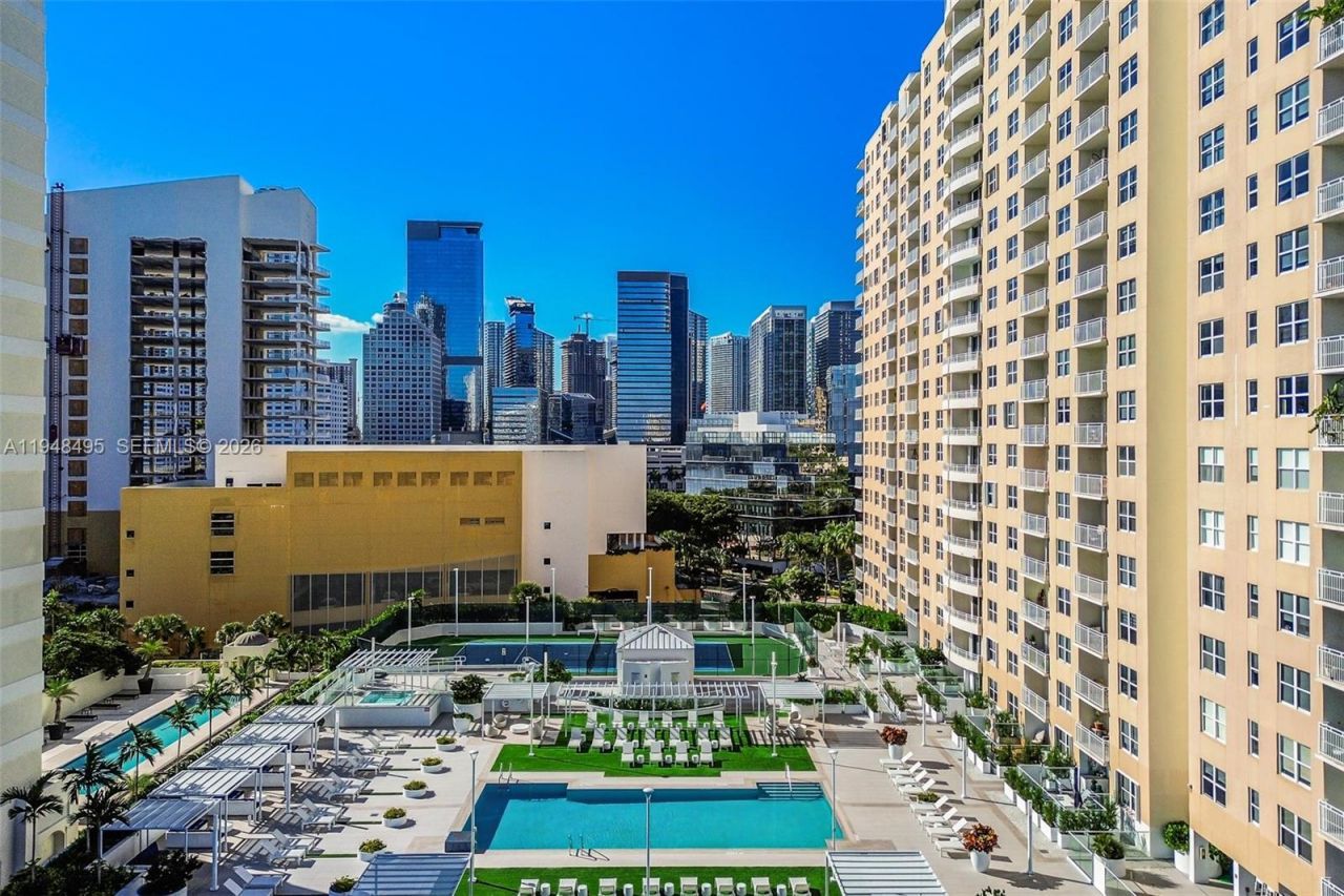 770 Claughton Island Dr , Unit 409, Miami, FL 33131 Photo