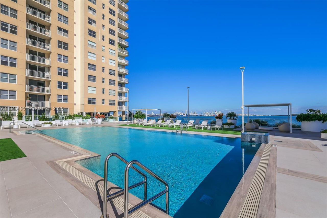 770 Claughton Island Dr , Unit 409, Miami, FL 33131 Photo