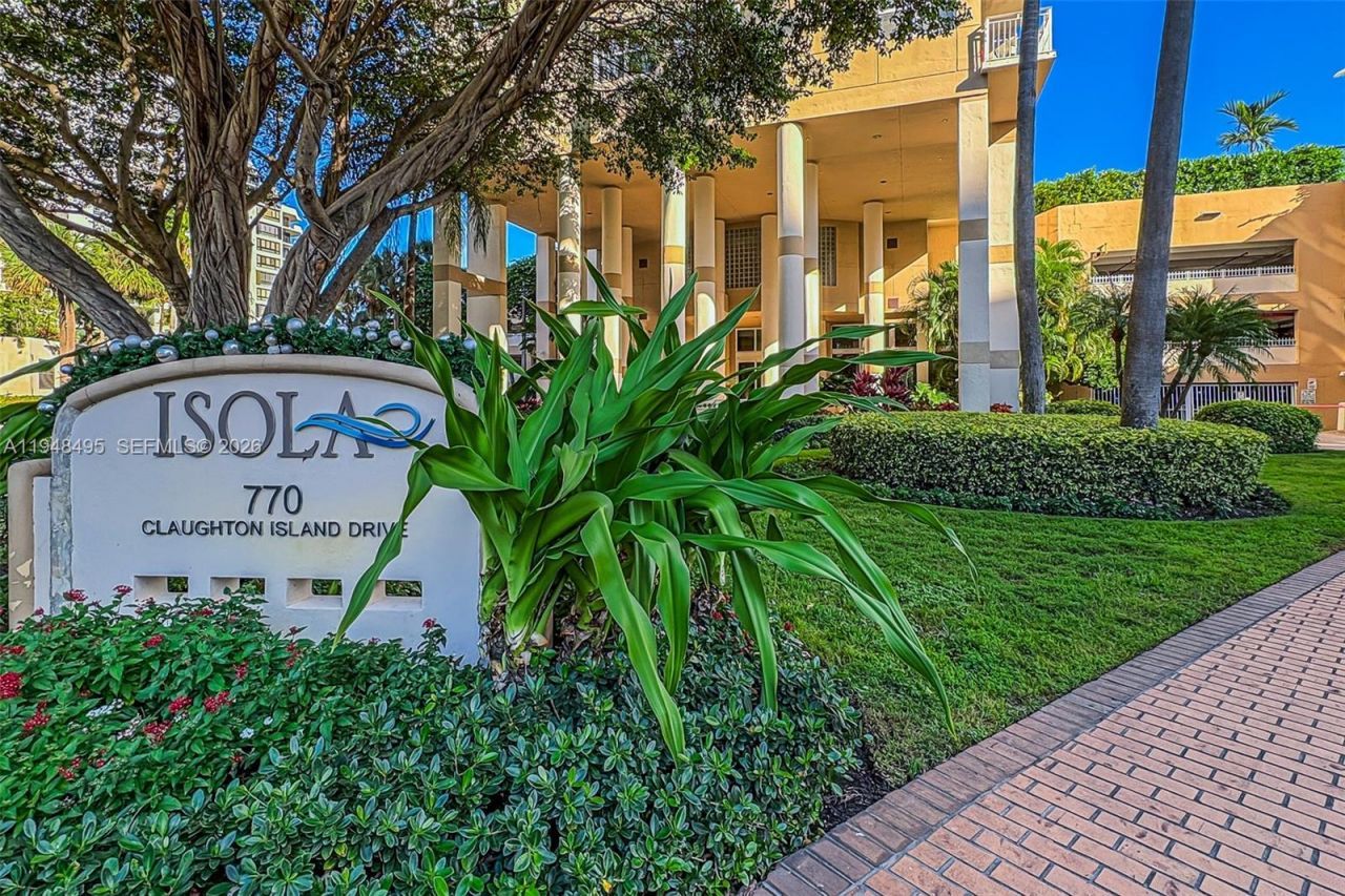 770 Claughton Island Dr , Unit 409, Miami, FL 33131 Photo