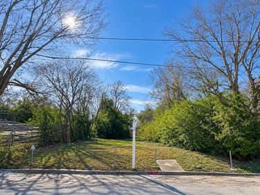 1529 Fleetwood Street, Dallas, TX 75223