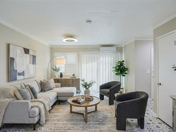 631 N Bristol, Unit 62, Santa Ana, CA 92703