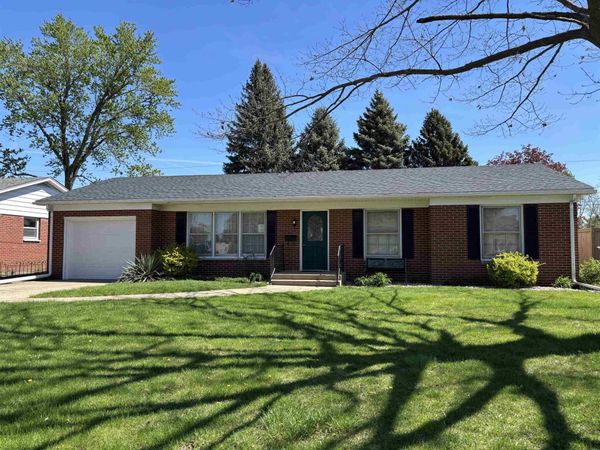 2517 Rock Street, Peru, IL 61354