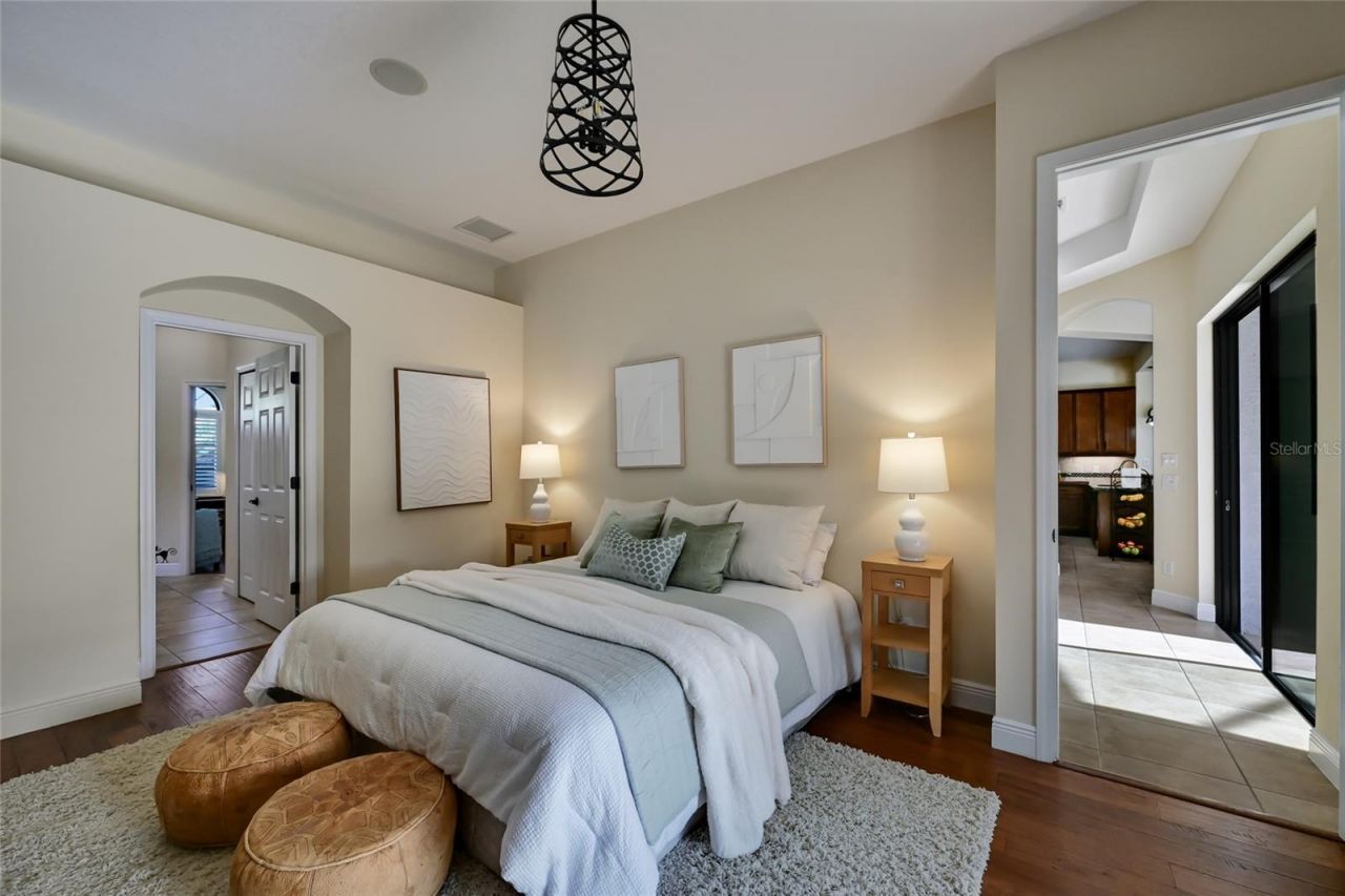 525 Mast Drive, Bradenton, FL 34208 Photo