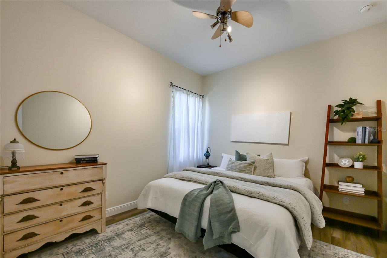 525 Mast Drive, Bradenton, FL 34208 Photo