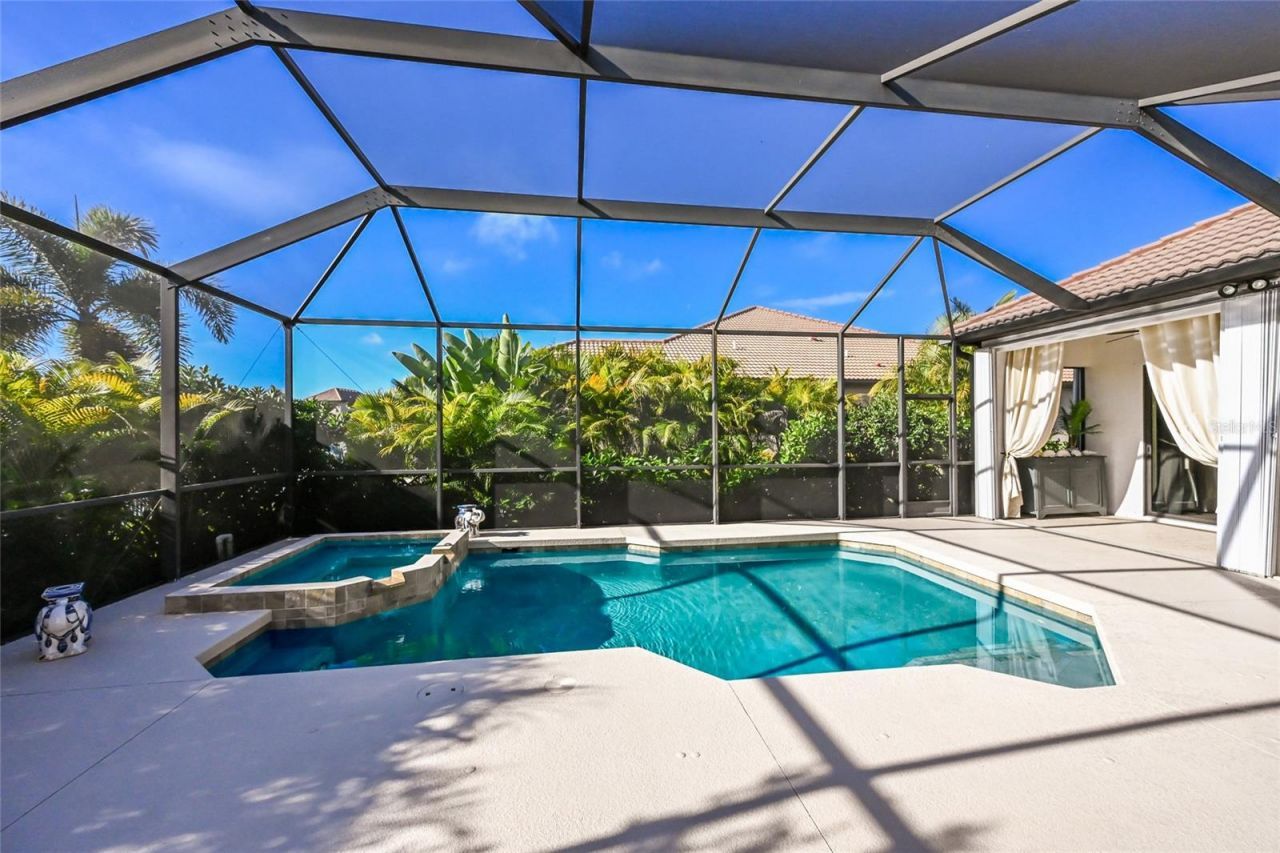 525 Mast Drive, Bradenton, FL 34208 Photo