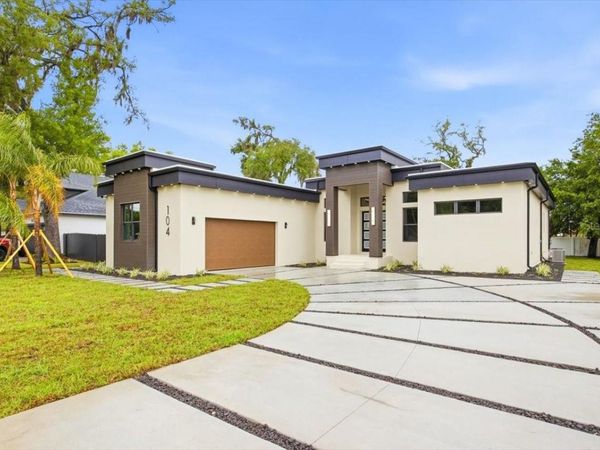 104 S MAKI ROAD, PLANT CITY, FL 33563