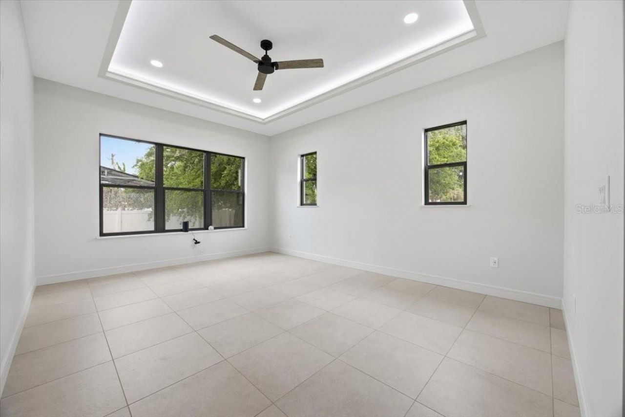 104 S Maki Road, Plant City, FL 33563 Photo