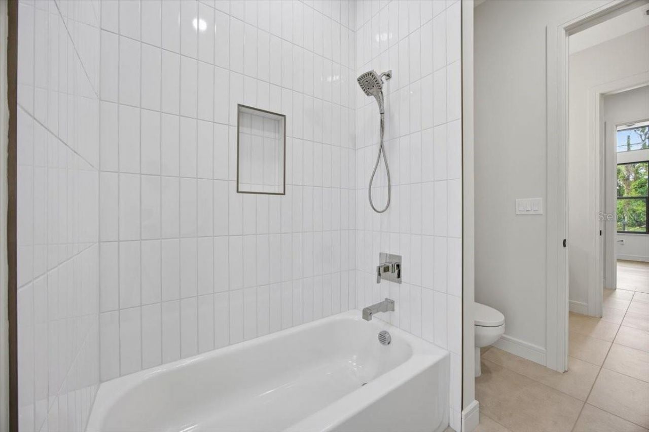 104 S Maki Road, Plant City, FL 33563 Photo