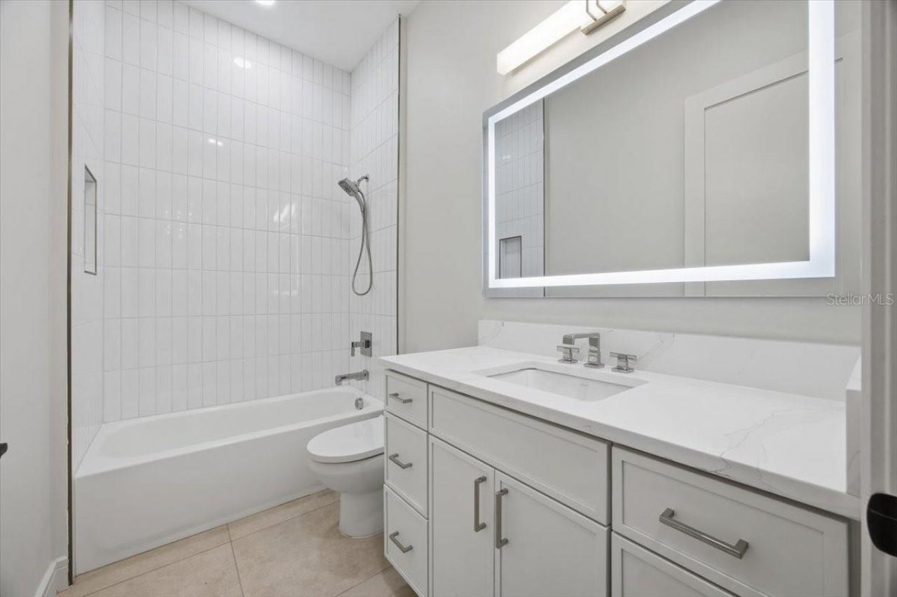 104 S Maki Road, Plant City, FL 33563 Photo