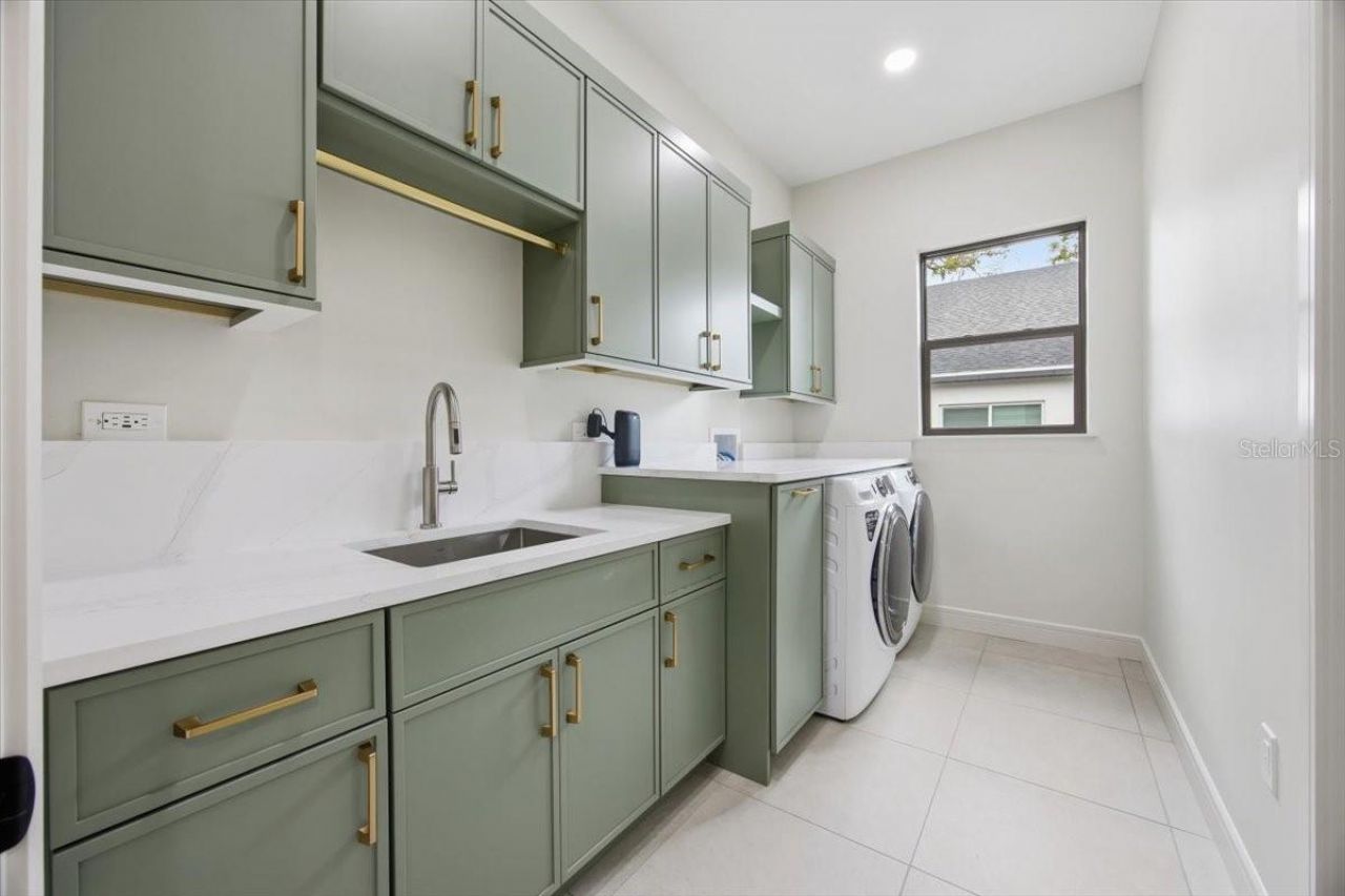 104 S Maki Road, Plant City, FL 33563 Photo