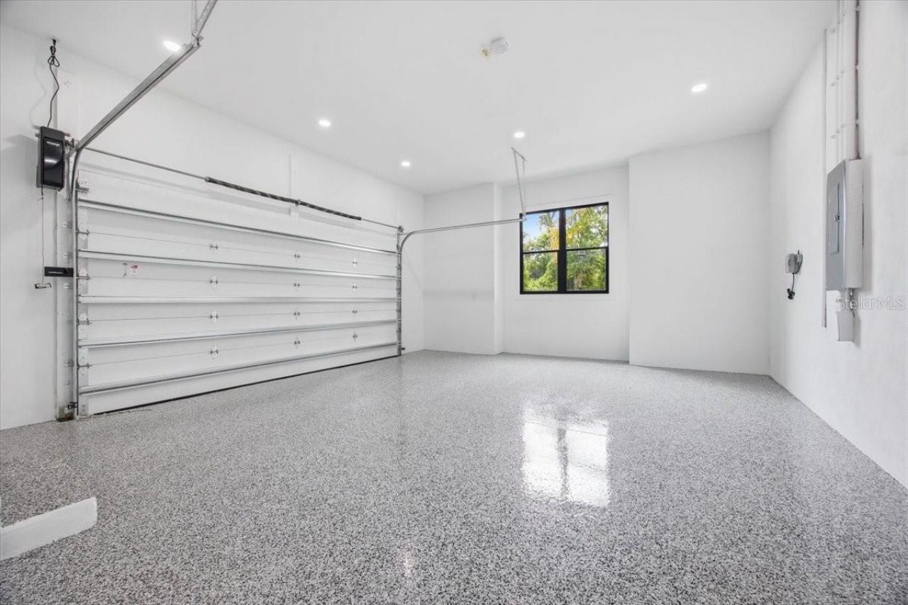 104 S Maki Road, Plant City, FL 33563 Photo