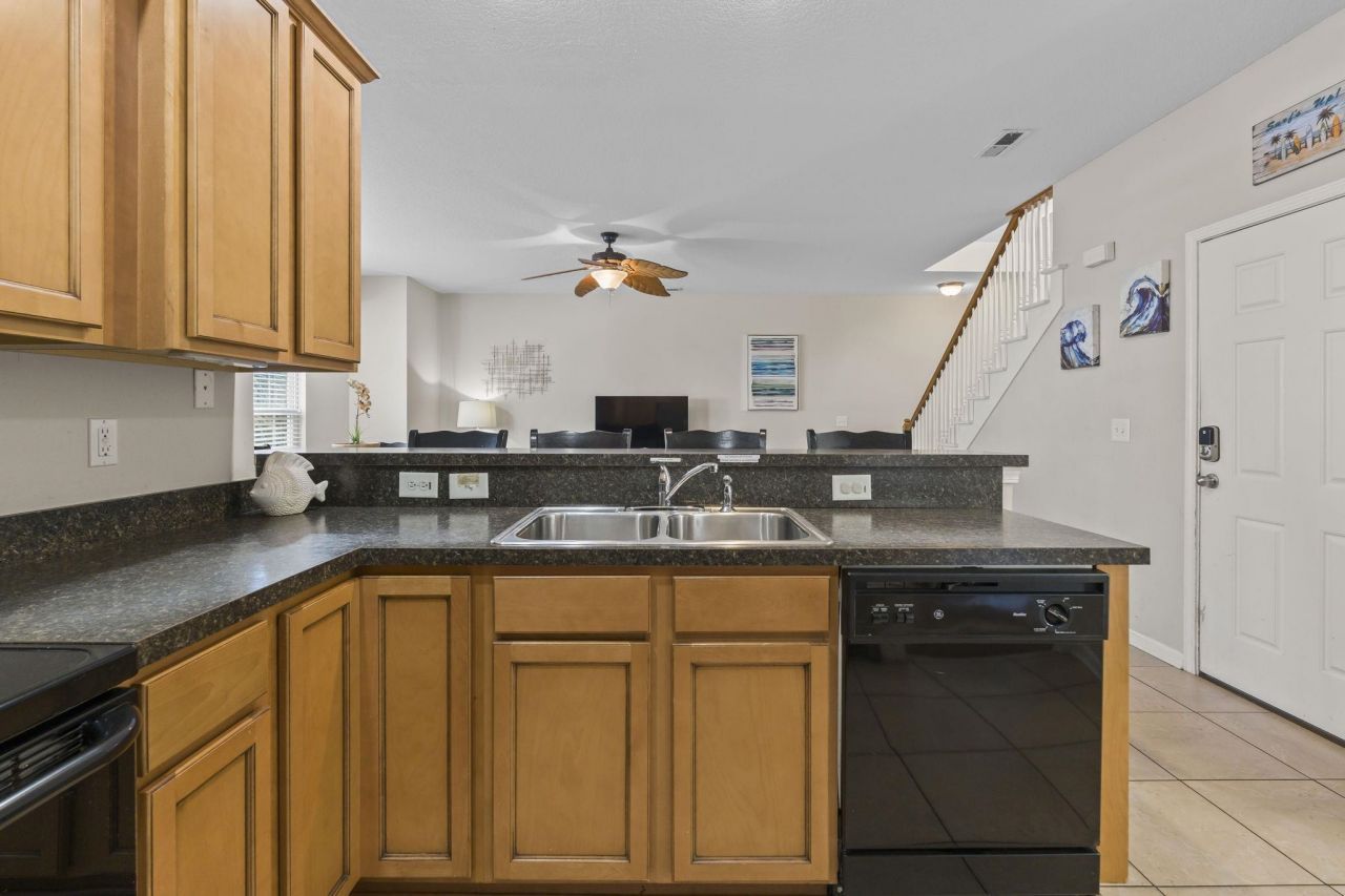 311-b Third Ave. N Photo 12