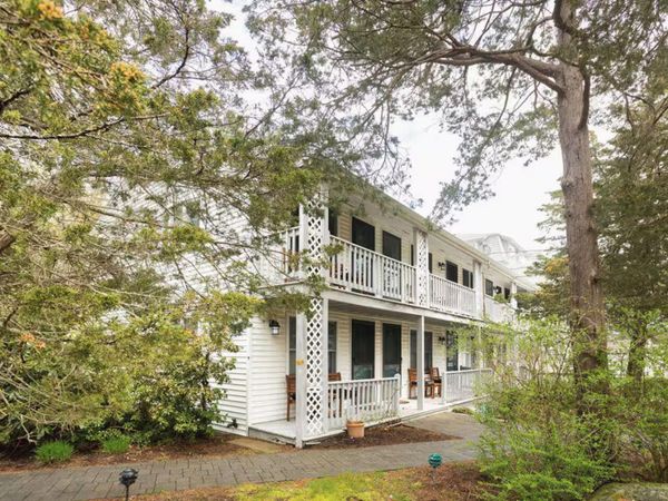 62 Pine Hill Road S, Unit 101, York, ME 03902