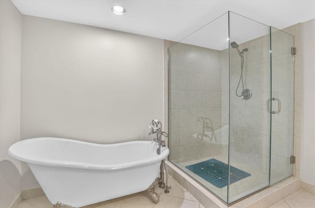 5080 N Ocean Drive, Unit 20c, Singer Island, FL 33404 Photo