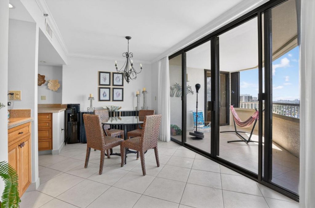 5080 N Ocean Drive, Unit 20c, Singer Island, FL 33404 Photo