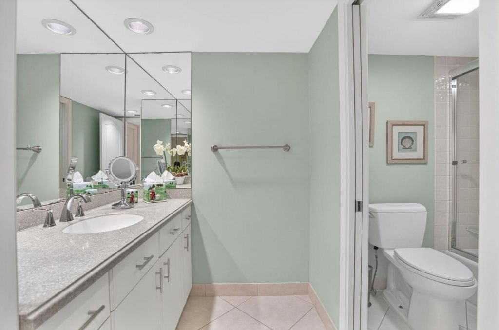 5080 N Ocean Drive, Unit 20c, Singer Island, FL 33404 Photo