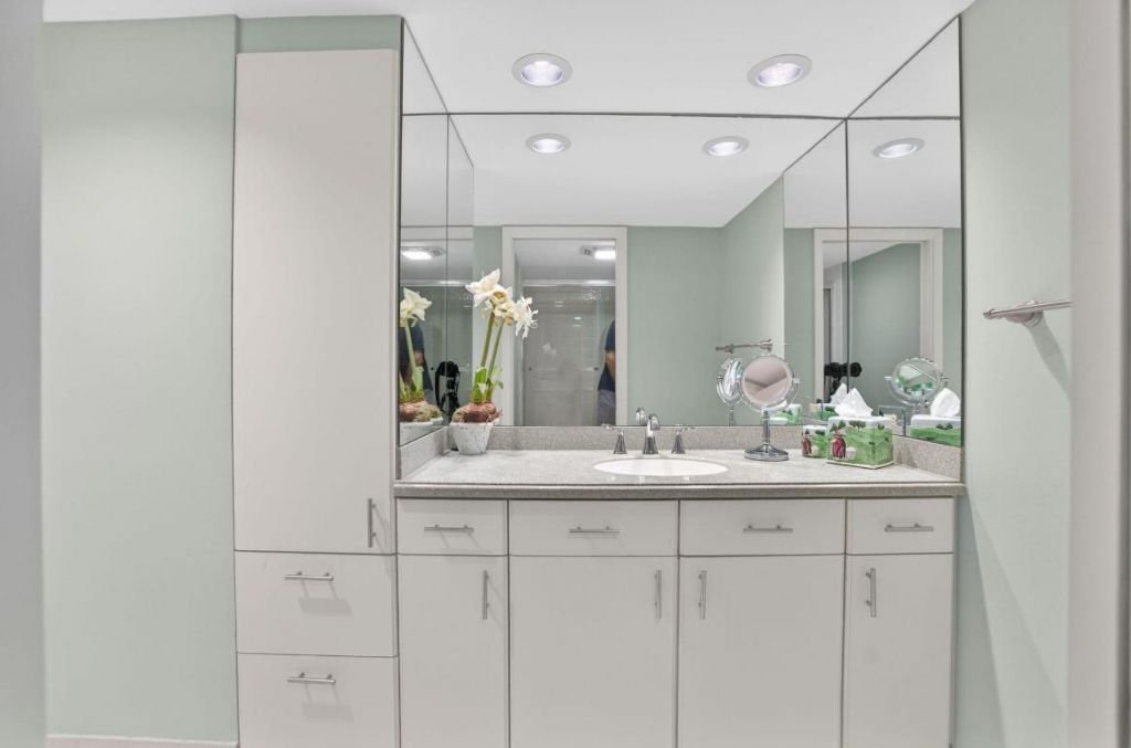 5080 N Ocean Drive, Unit 20c, Singer Island, FL 33404 Photo