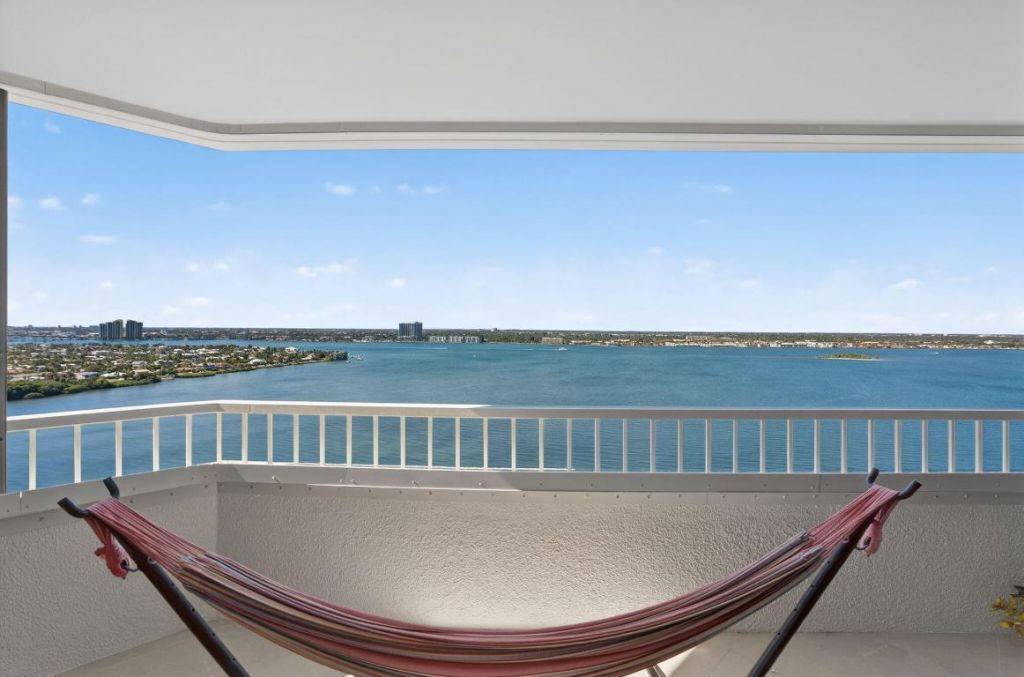 5080 N Ocean Drive, Unit 20c, Singer Island, FL 33404 Photo
