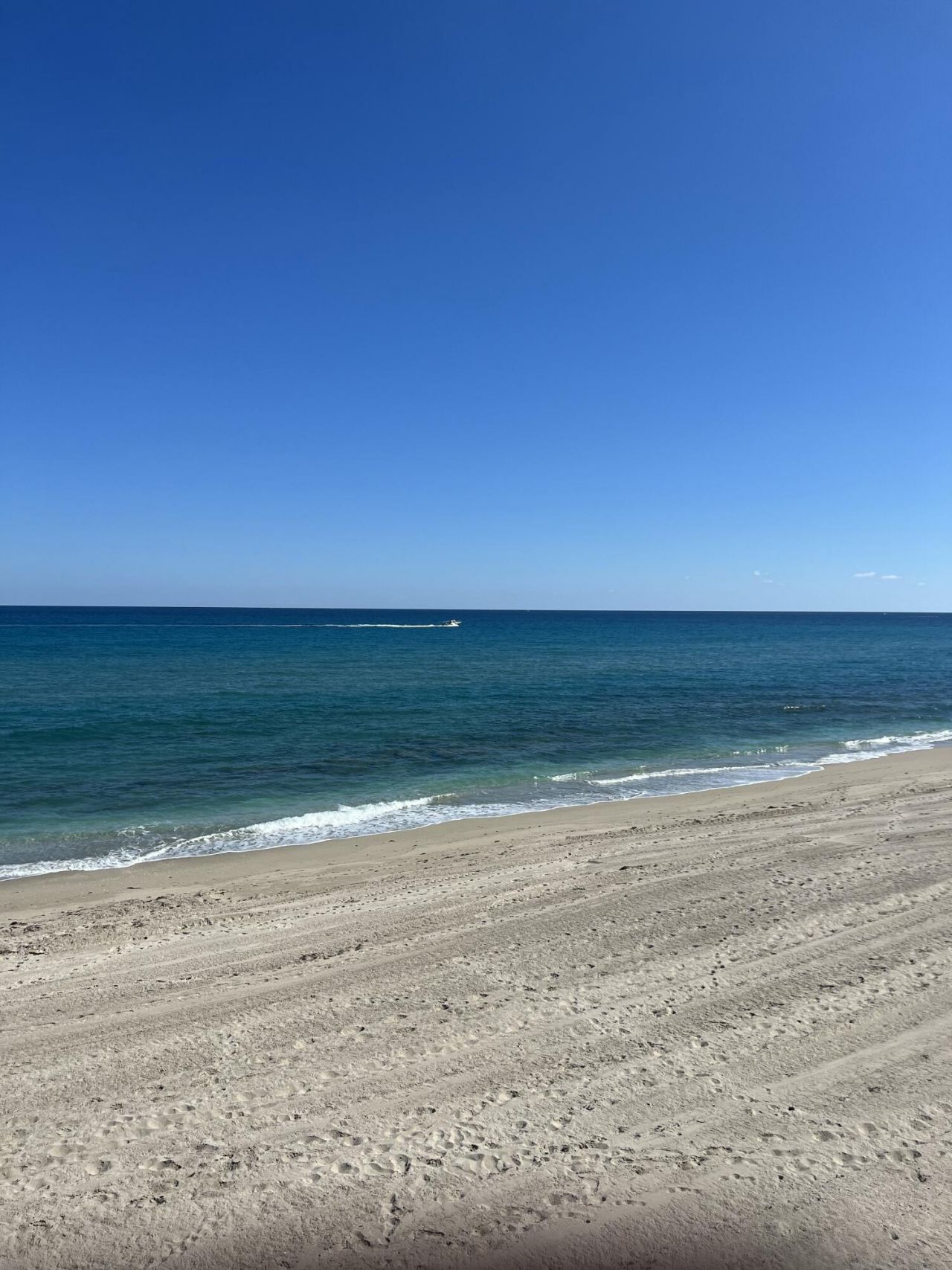 5080 N Ocean Drive, Unit 20c, Singer Island, FL 33404 Photo