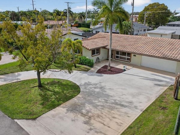 5511 NE 18th Terrace, Fort Lauderdale, FL 33308