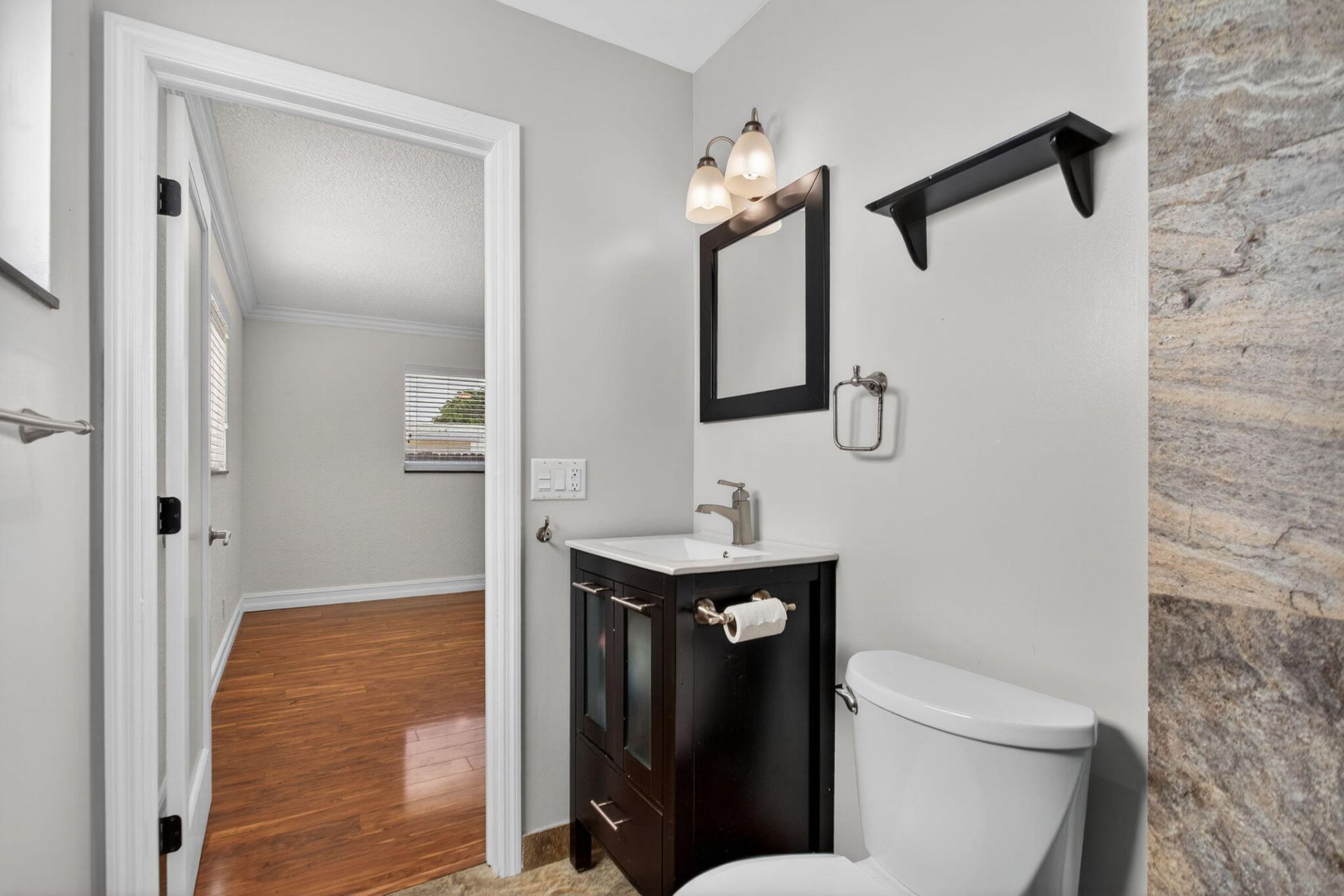 5511 NE 18th Terrace, Fort Lauderdale, FL 33308 Photo