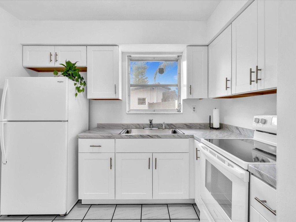 7971 NW 16th Street, Pembroke Pines, FL 33024 Photo