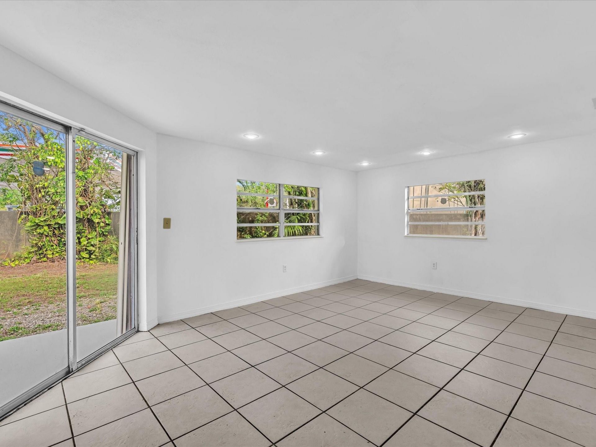 7971 NW 16th Street, Pembroke Pines, FL 33024 Photo