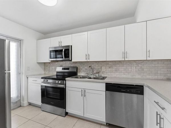 4500 N Federal Hwy, Unit 134D, Lighthouse Point, FL 33064