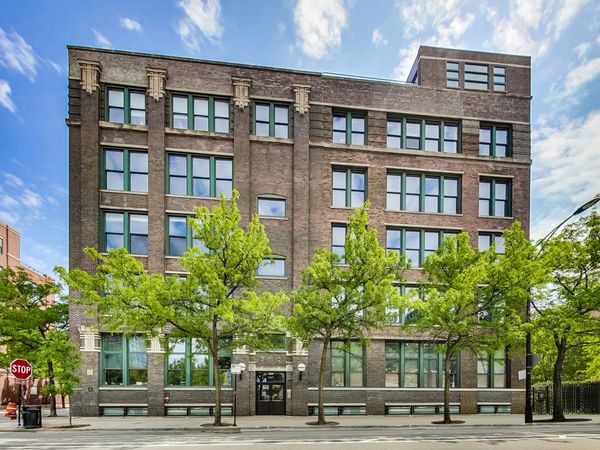 1327 W Washington Boulevard, Unit 2H, Chicago, IL 60607