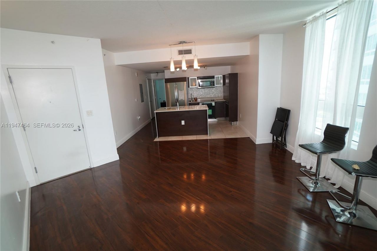 1900 N Bayshore Dr, Unit 2510, Miami, FL 33132 Photo