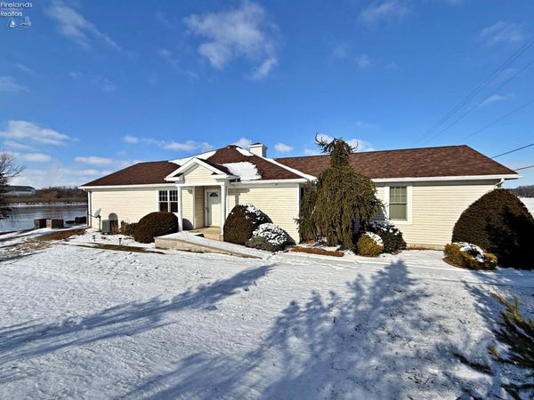 2010 Dickinson Street, Unit A, Fremont, OH 43420